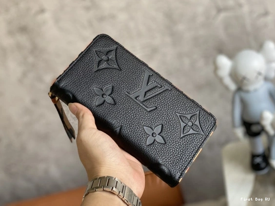 First bag ru WALLET ZIPPY LOUIS VUITTON 0820